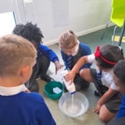 Join YEAR 4's Experiment